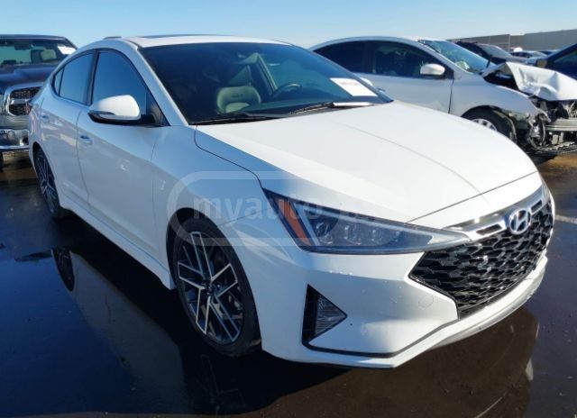 Hyundai Elantra 2020 — photo 2