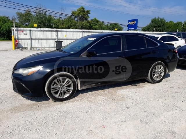 Toyota Camry 2015 — photo 2