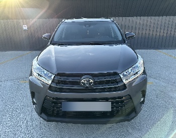 Toyota Highlander 2018 — photo 2