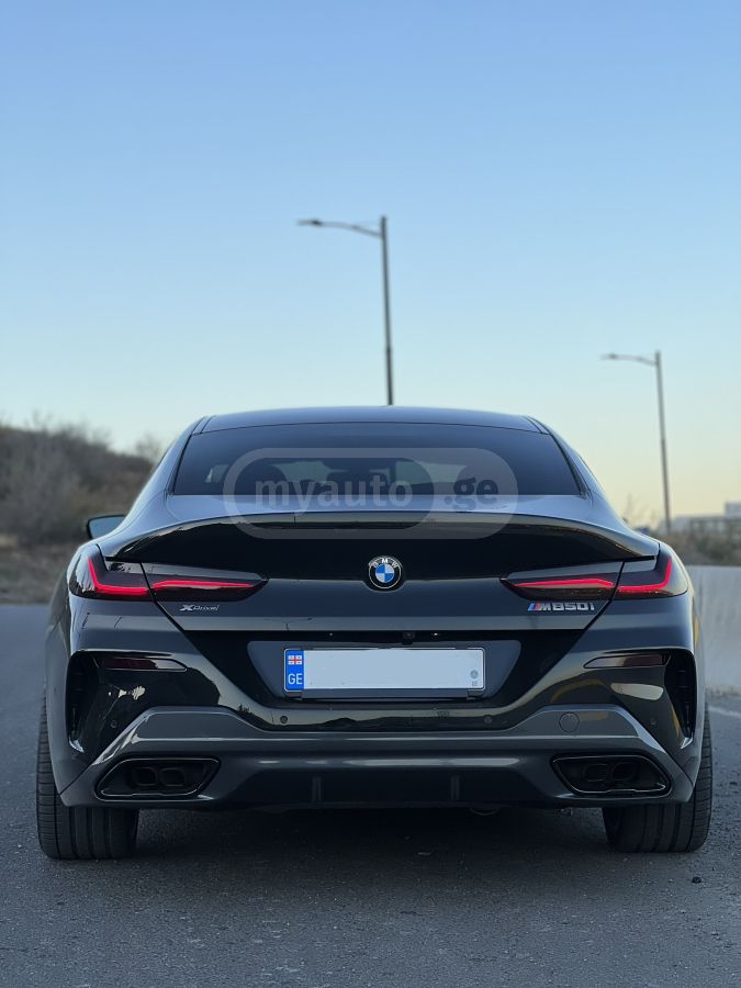 BMW 850