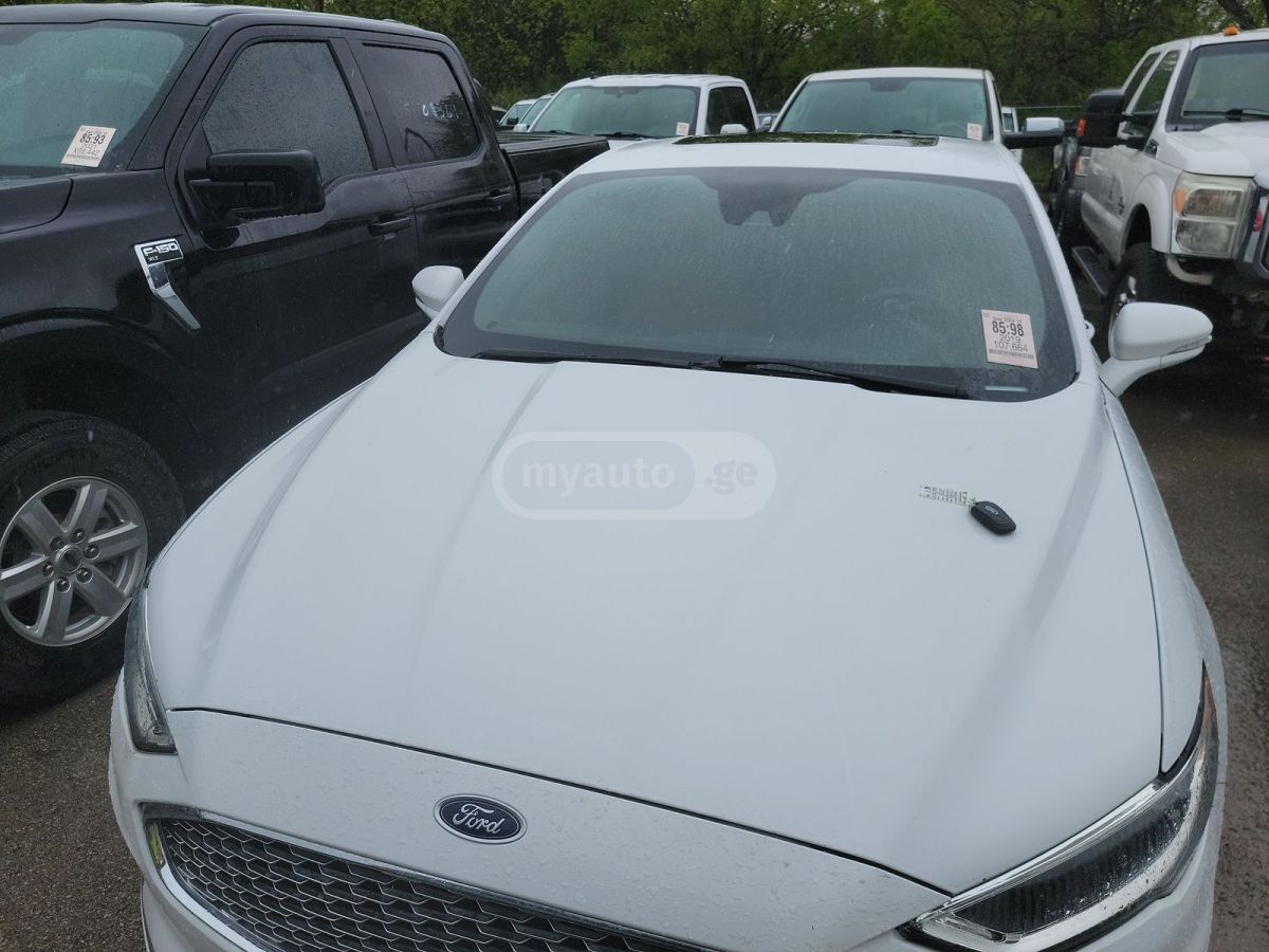 Ford Fusion 2019 — photo 2