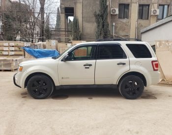 Ford Escape 2012 — photo 2