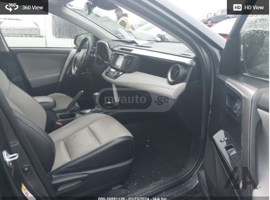 Toyota RAV4 2016 — photo 2