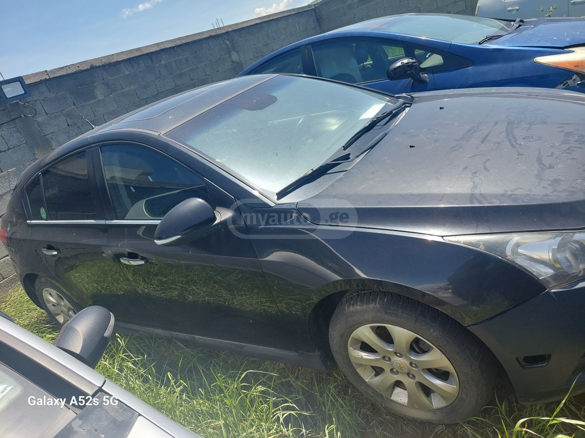 Chevrolet Cruze 2013 — photo 2
