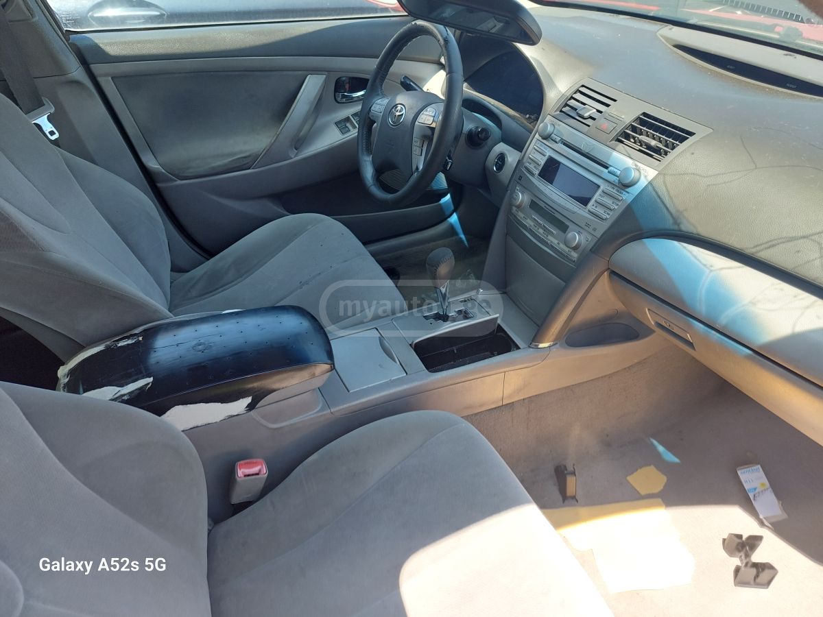 Toyota Camry 2009 — photo 2