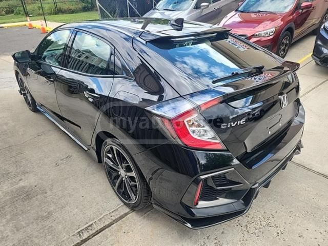 Honda Civic 2021 — photo 2