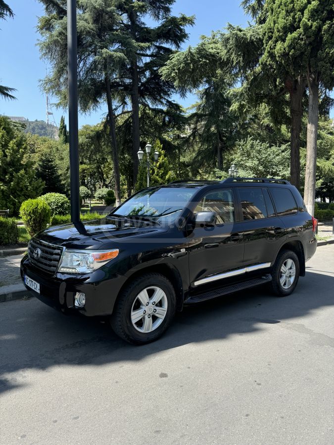 Toyota Land Cruiser 2014 — photo 2