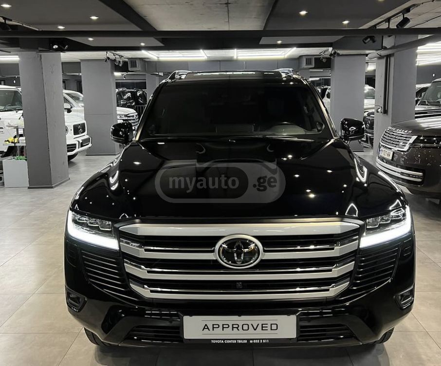 Toyota Land Cruiser 2023 — photo 2
