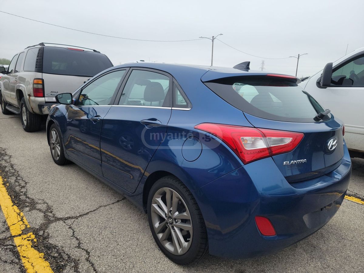 Hyundai Elantra GT 2016 — photo 2