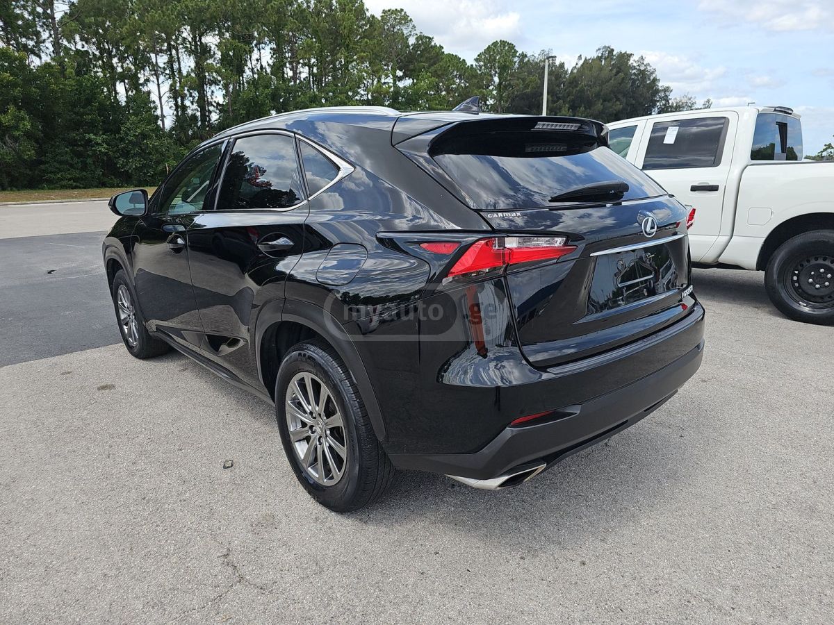 Lexus NX 200 2017 — photo 2