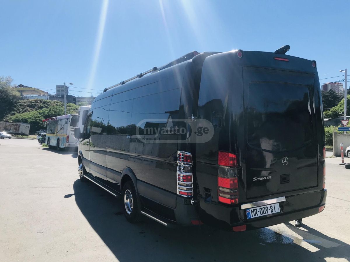Mercedes-Benz Sprinter 2019 — photo 2