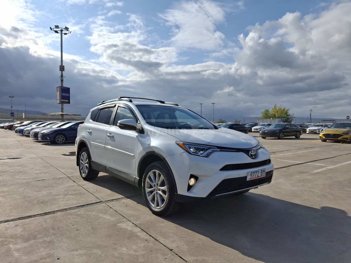 Toyota RAV 4 2017 — photo 2