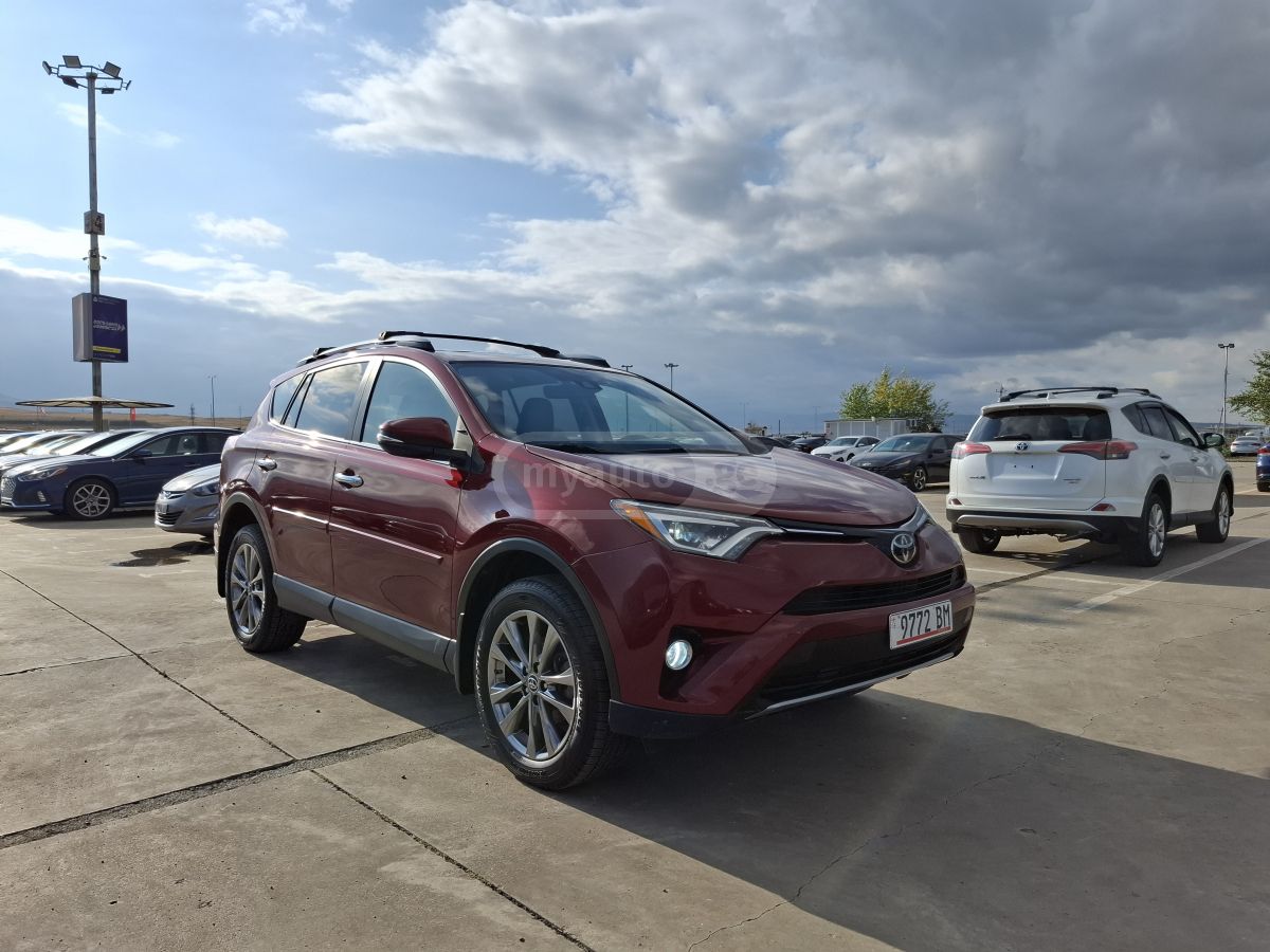Toyota RAV 4 2018 — photo 2