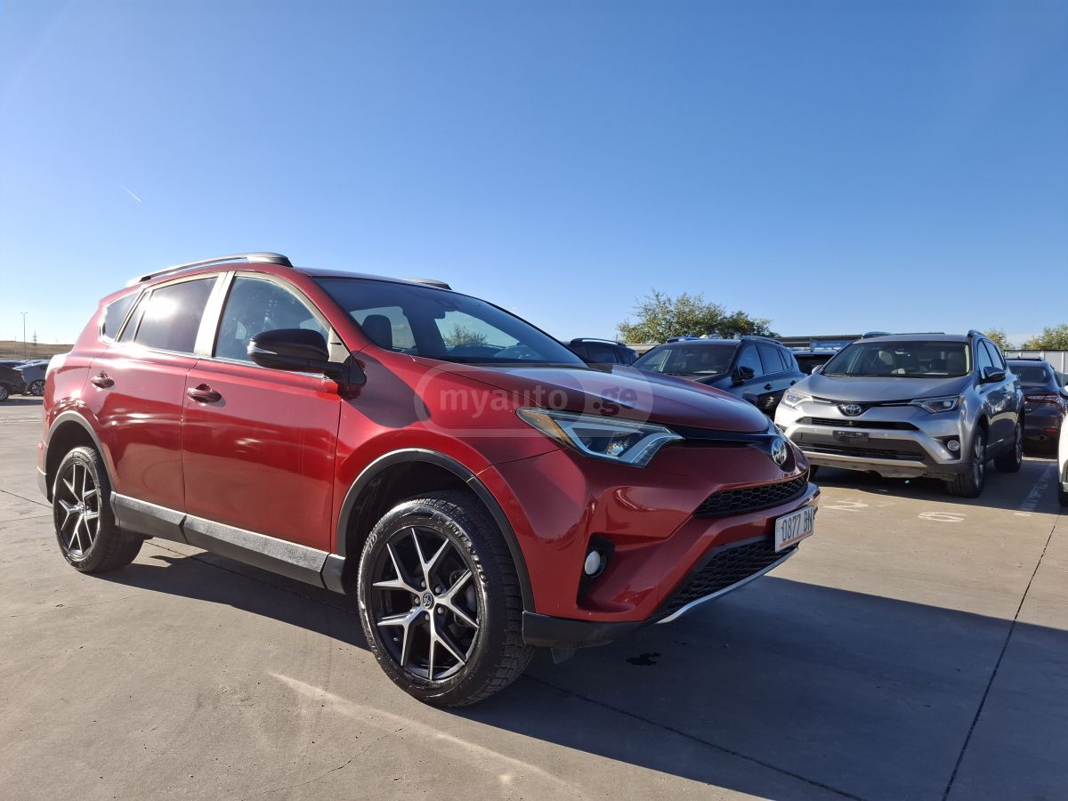 Toyota RAV4 2016 — photo 2
