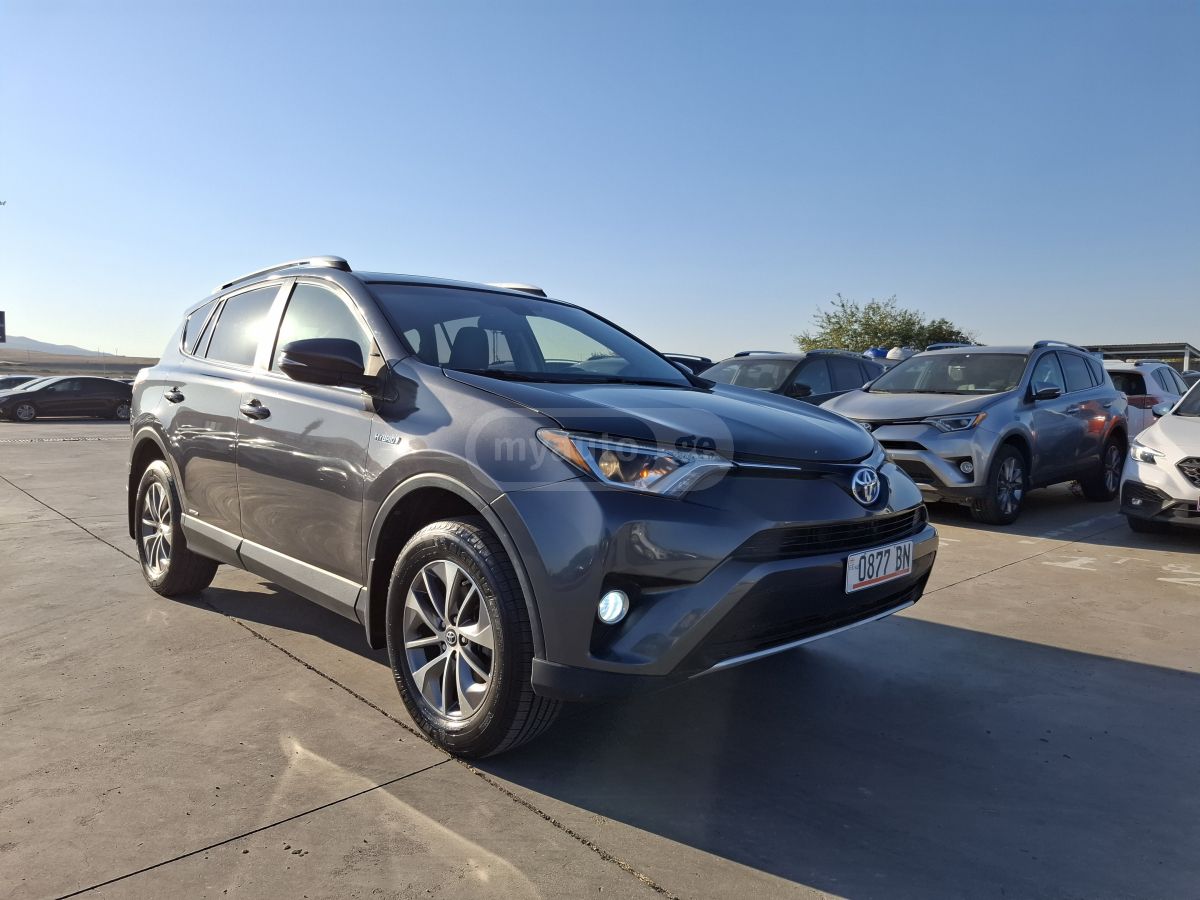 Toyota RAV4 2016 — photo 2