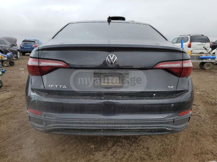 Volkswagen Jetta 2022 — photo 2