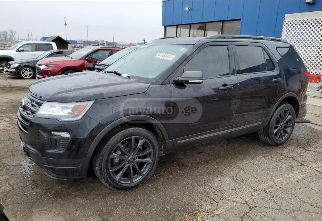 Ford Explorer 2019 — photo 2
