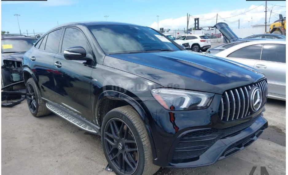 Mercedes-Benz GLE 53 2021 — photo 2