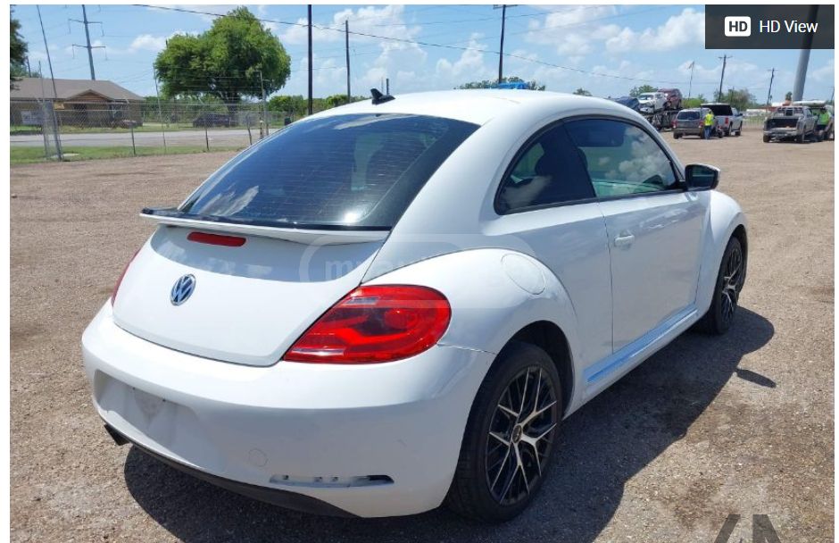 Volkswagen New Beetle 2016 — photo 2