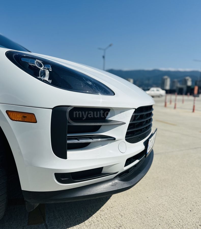 Porsche Macan 2020 — photo 2