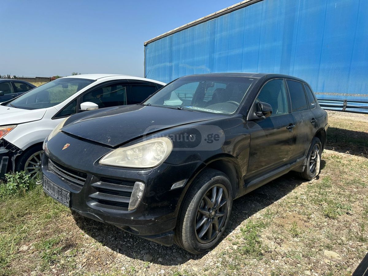 Porsche Cayenne 2007 — photo 2