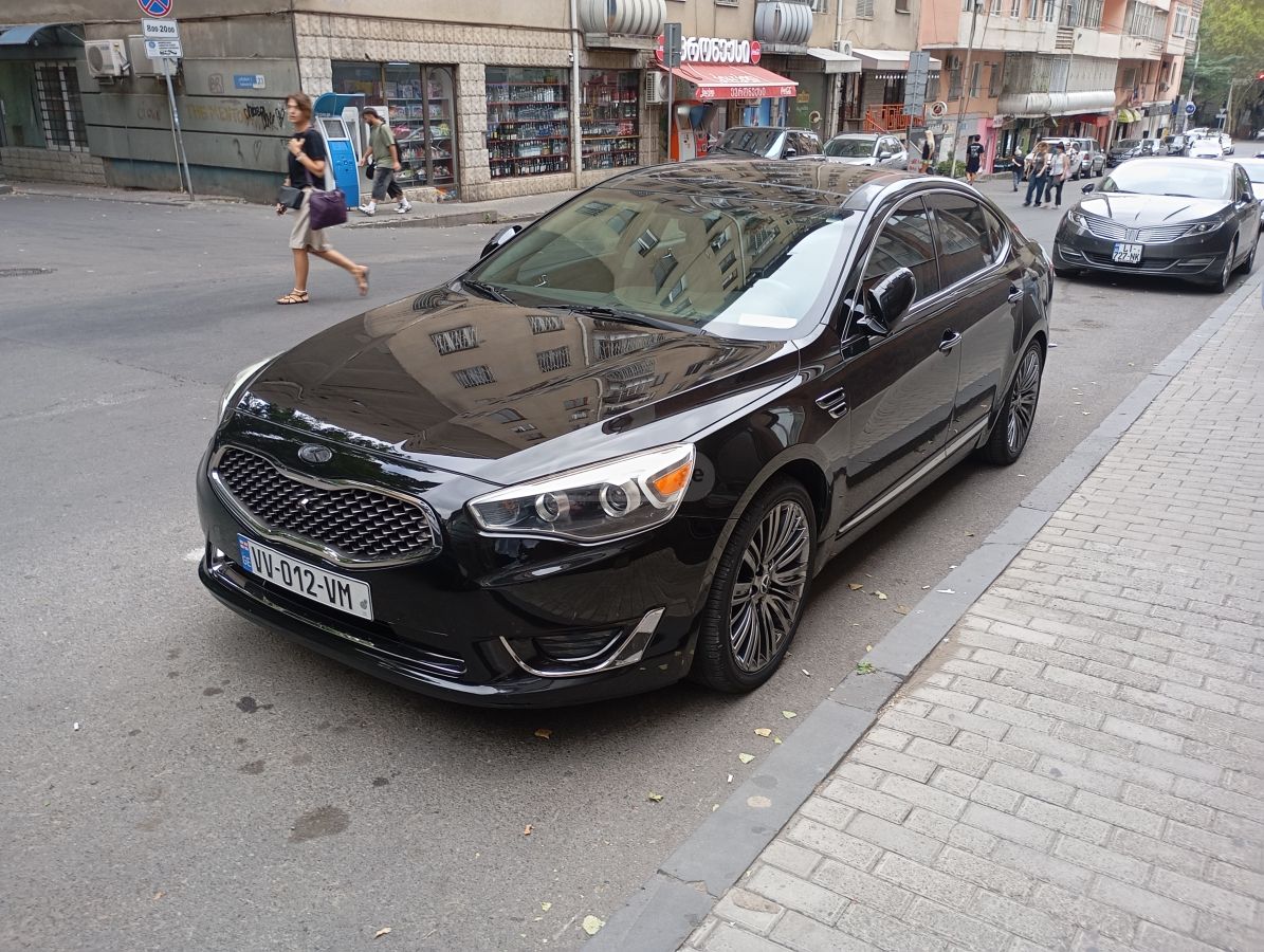 Kia Cadenza