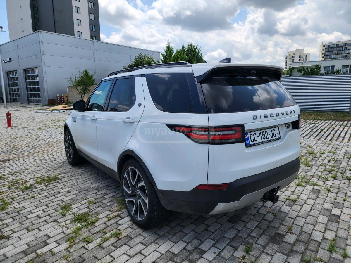 Land Rover Discovery 2018 — photo 2