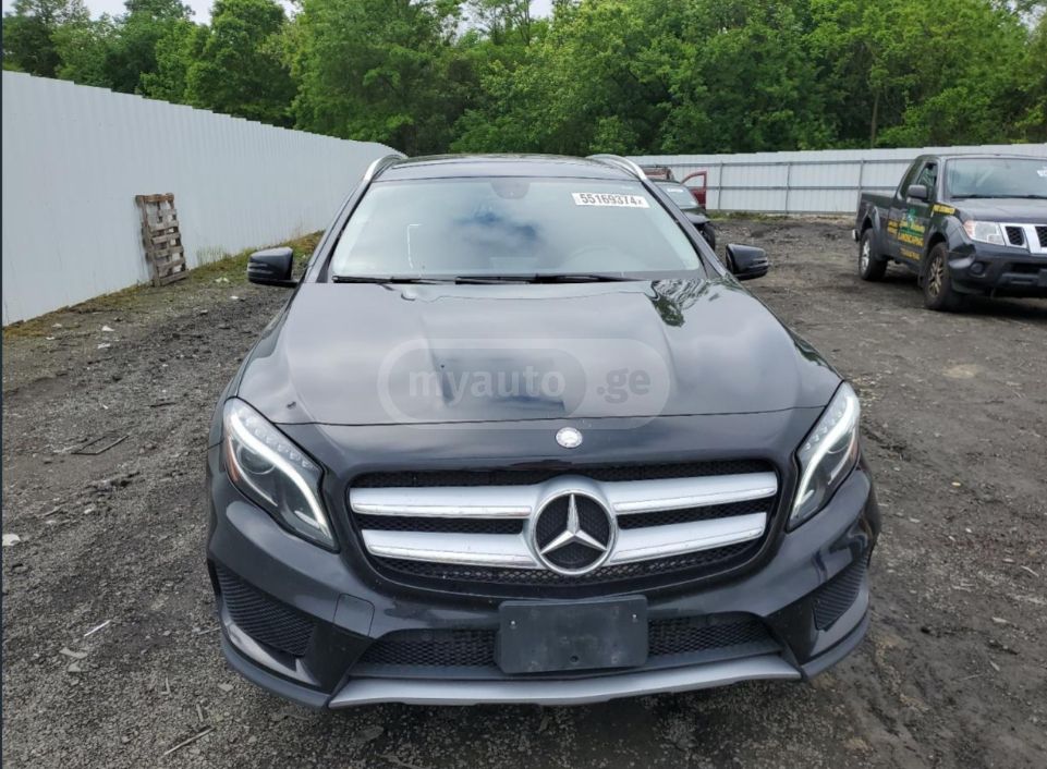 Mercedes-Benz GLA 250