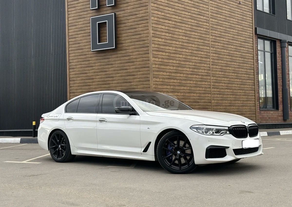 BMW 540 2020 — photo 2