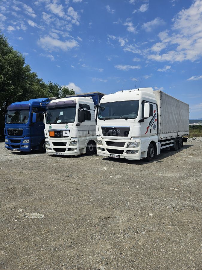 Isuzu TGX 2012 — photo 2
