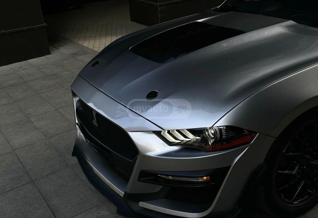 Ford Mustang 2020 — photo 2