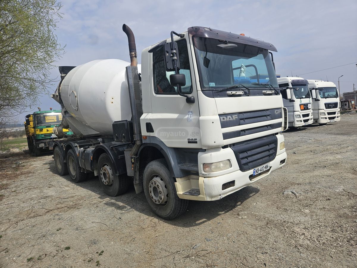 Isuzu 41.370 2003 — photo 2