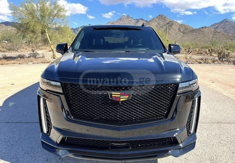 Cadillac Escalade 2024 — photo 2