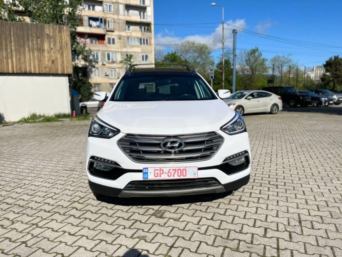 Hyundai Santa FE 2017 — photo 2