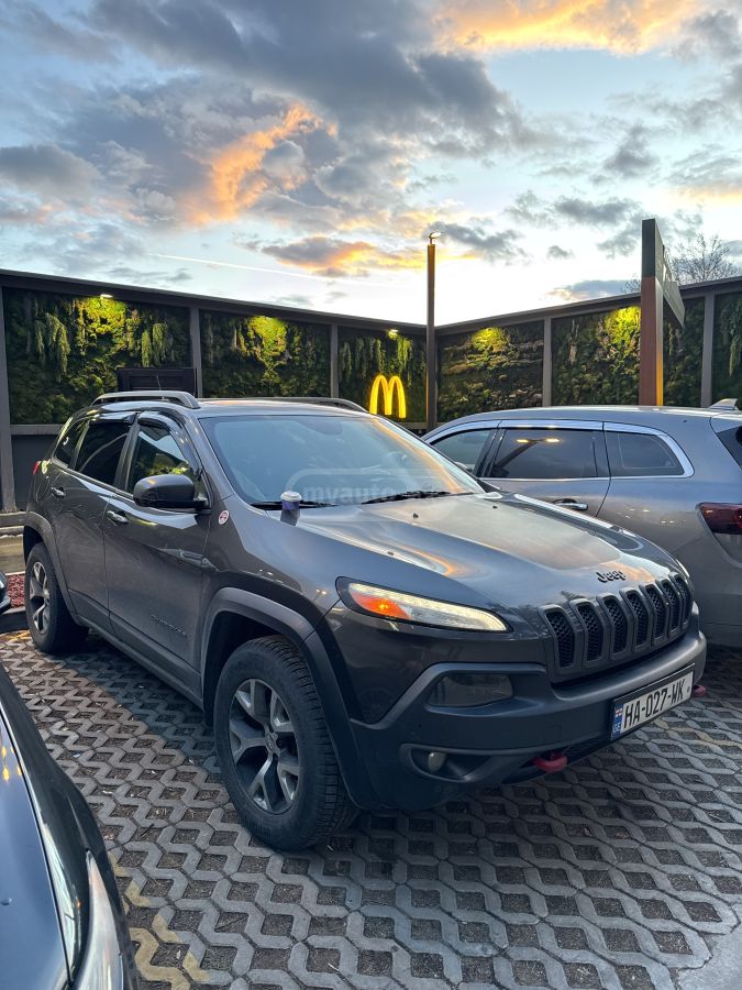 Jeep Cherokee