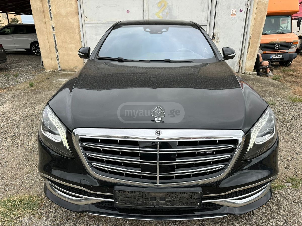 Mercedes-Benz S 560