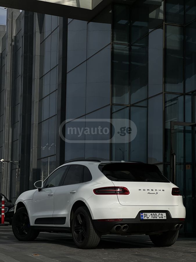 Porsche Macan 2017 — photo 2
