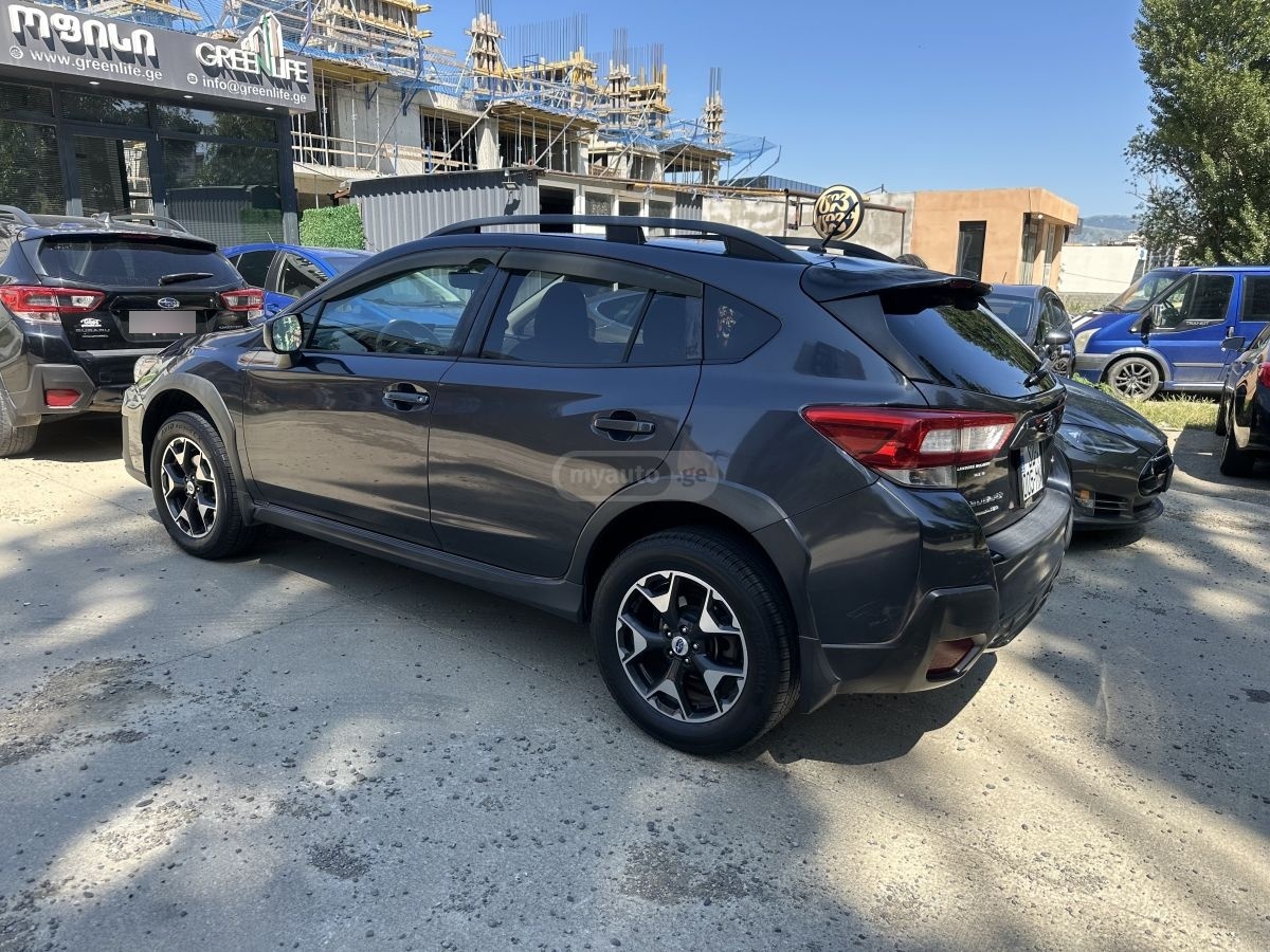 Subaru Forester 2017 — photo 2