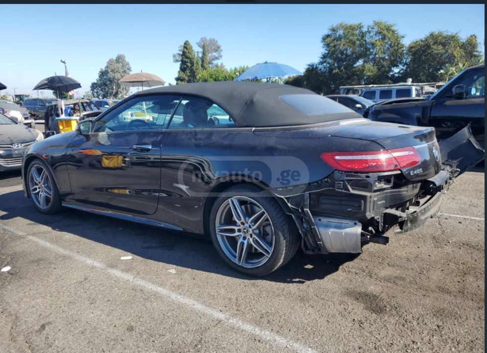 Mercedes-Benz E 400 2019 — photo 2