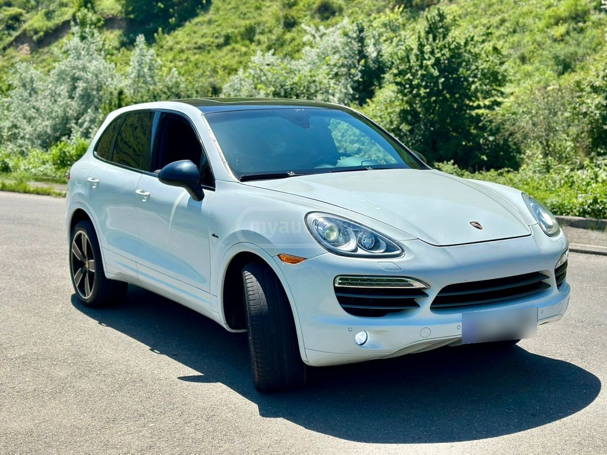 Porsche Cayenne 2017 — photo 2