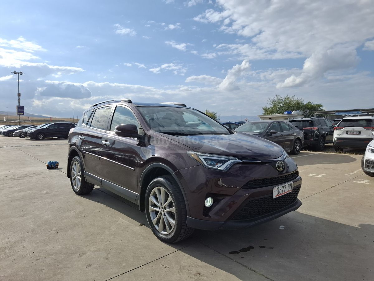 Toyota RAV4 2017 — photo 2