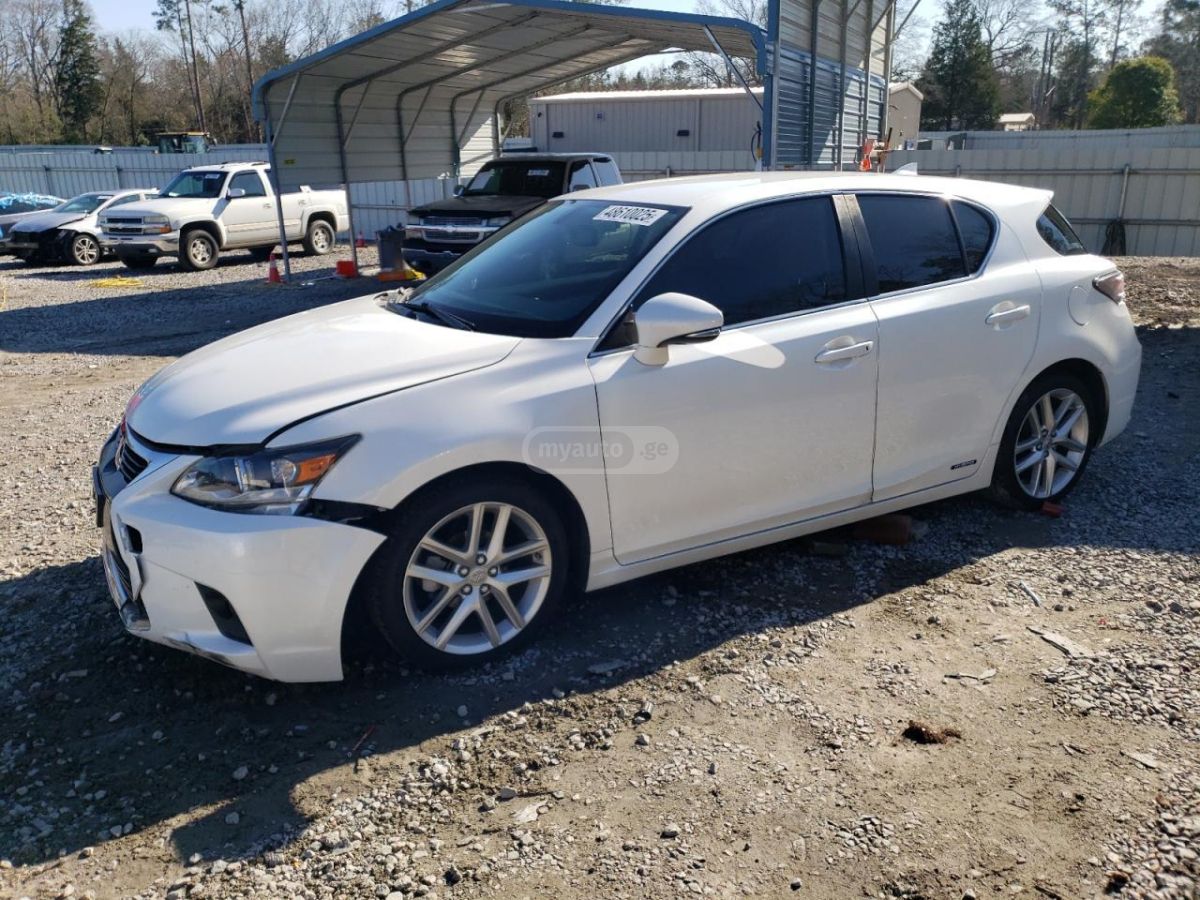 Lexus CT 200 h
