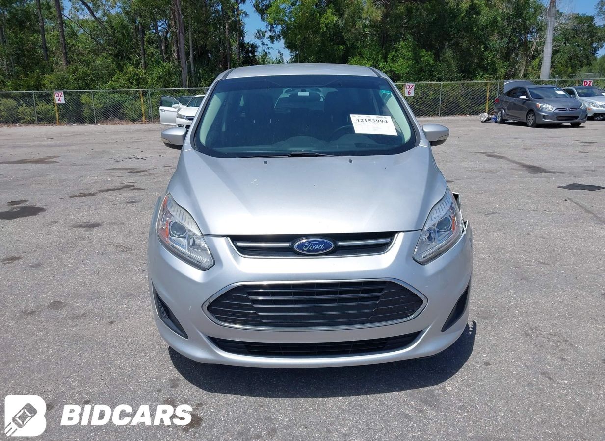 Ford C-Max 2017 — photo 2