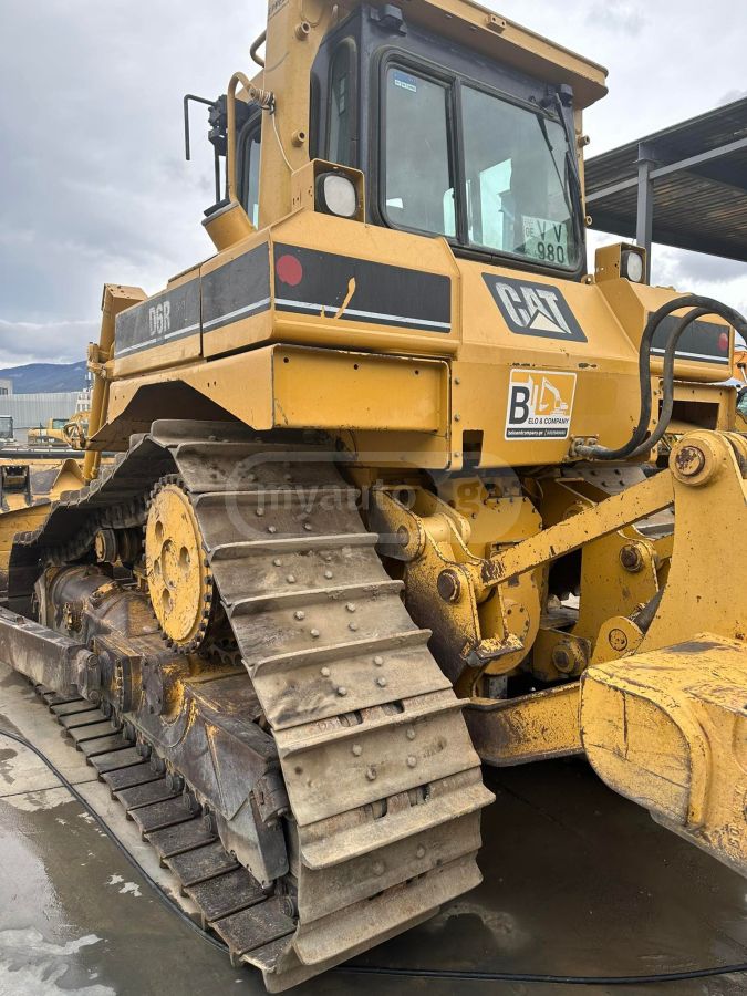 Caterpillar D 6 R 2006 — photo 2