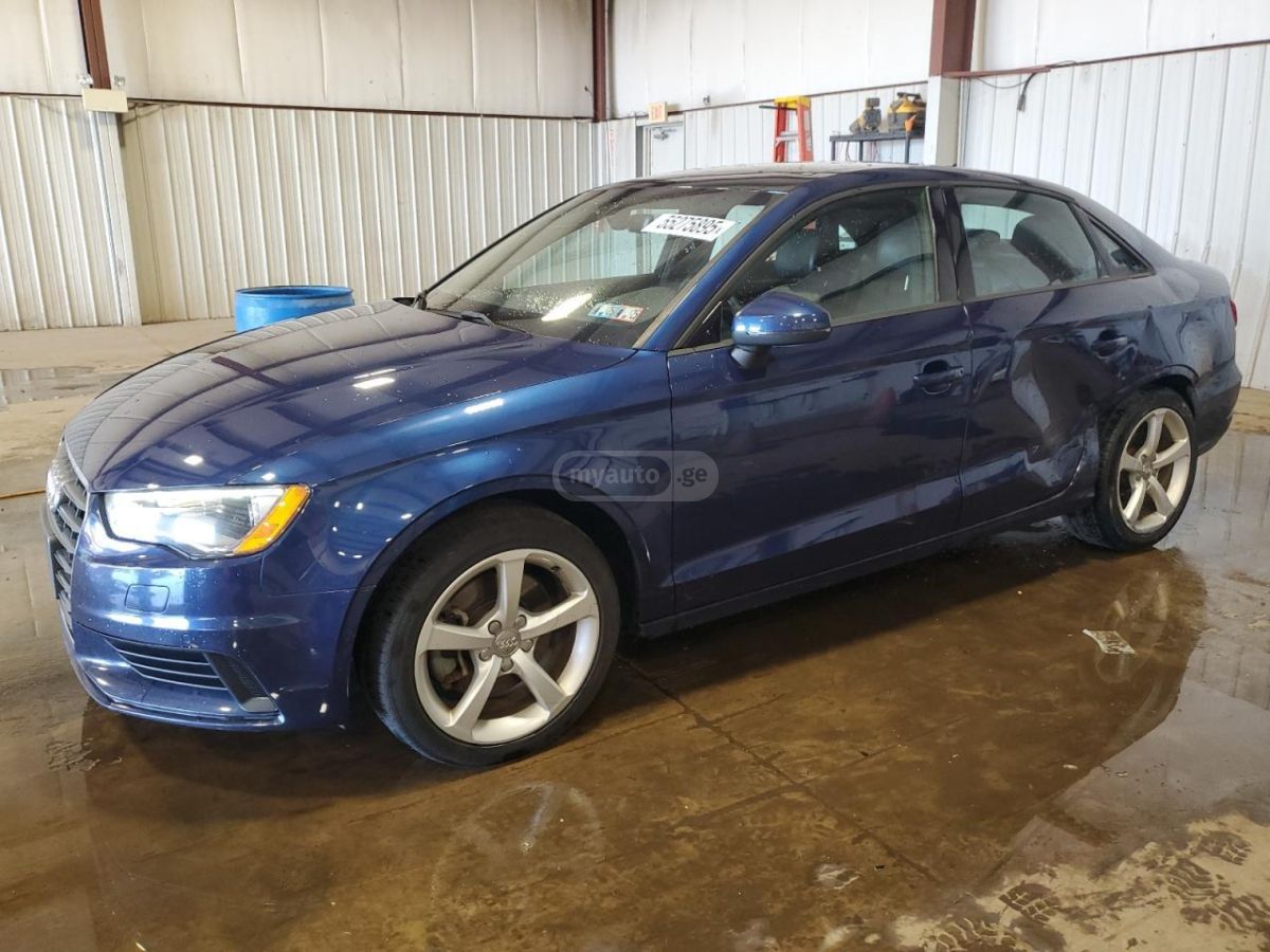 Audi A3 2016 — photo 2