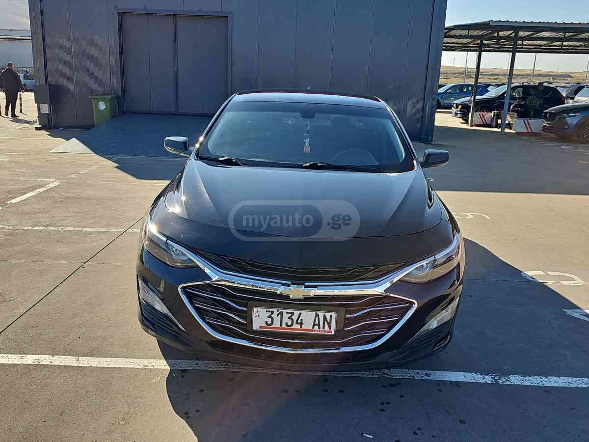 Chevrolet Malibu 2020 — photo 2