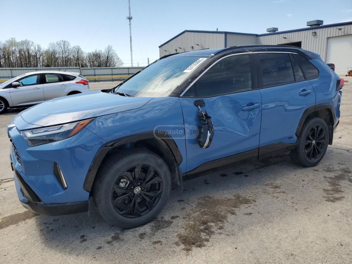Toyota RAV4 2024 — photo 2