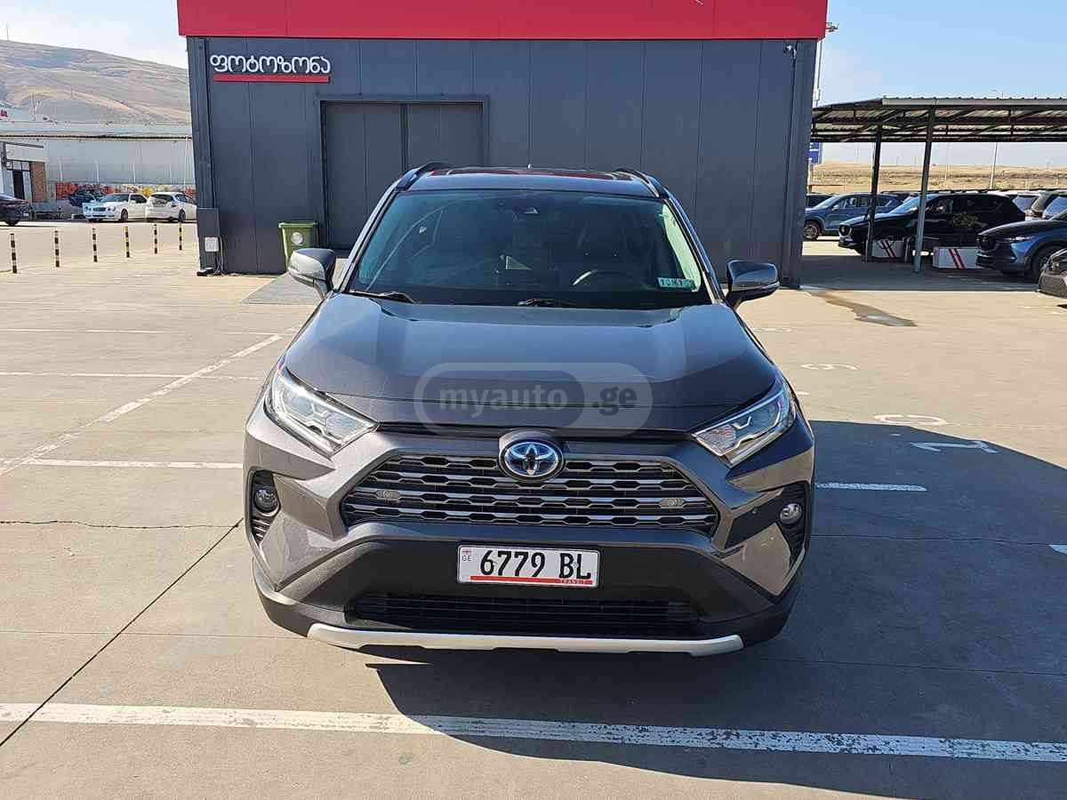 Toyota RAV 4 2019 — photo 2
