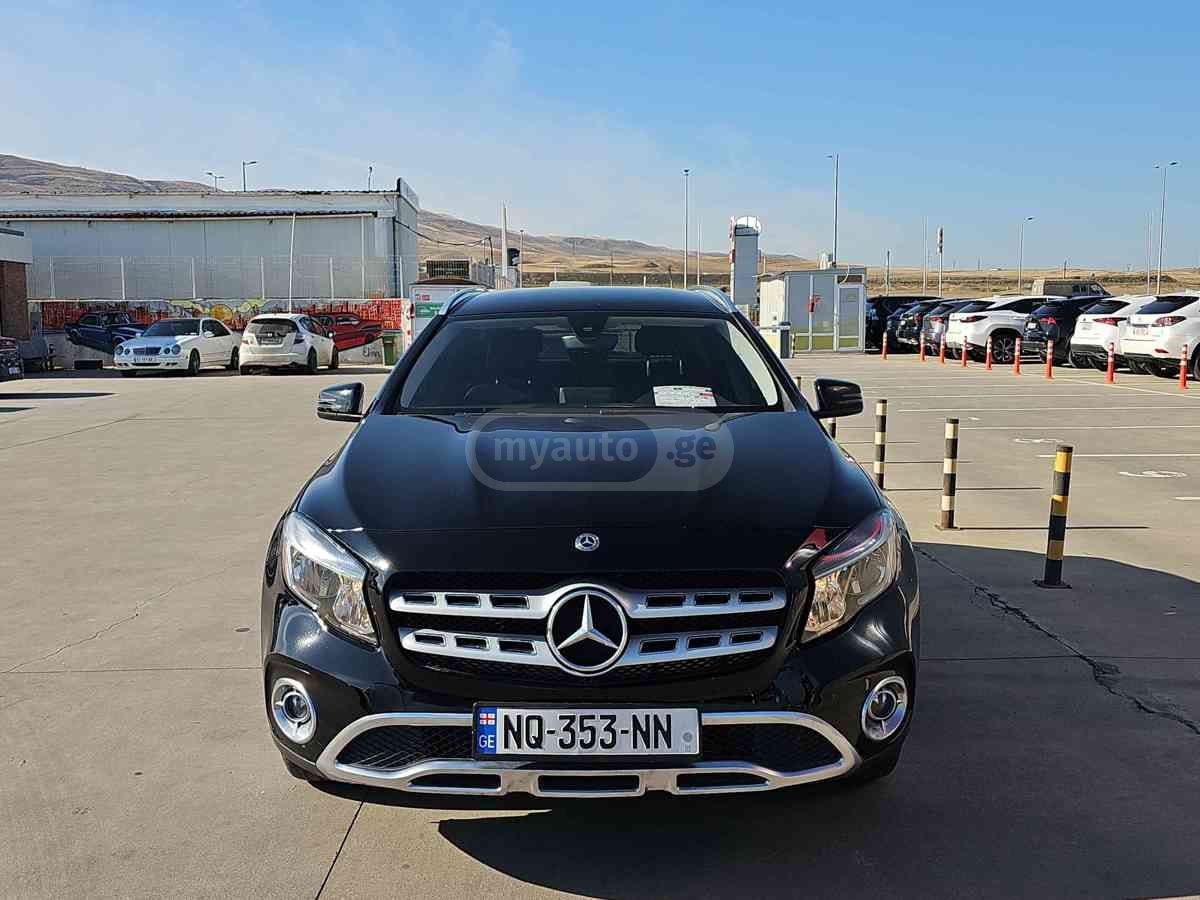 Mercedes-Benz GLA 250 2019 — photo 2