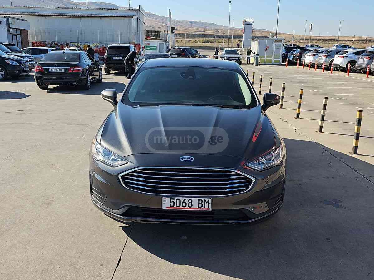 Ford Fusion 2020 — photo 2